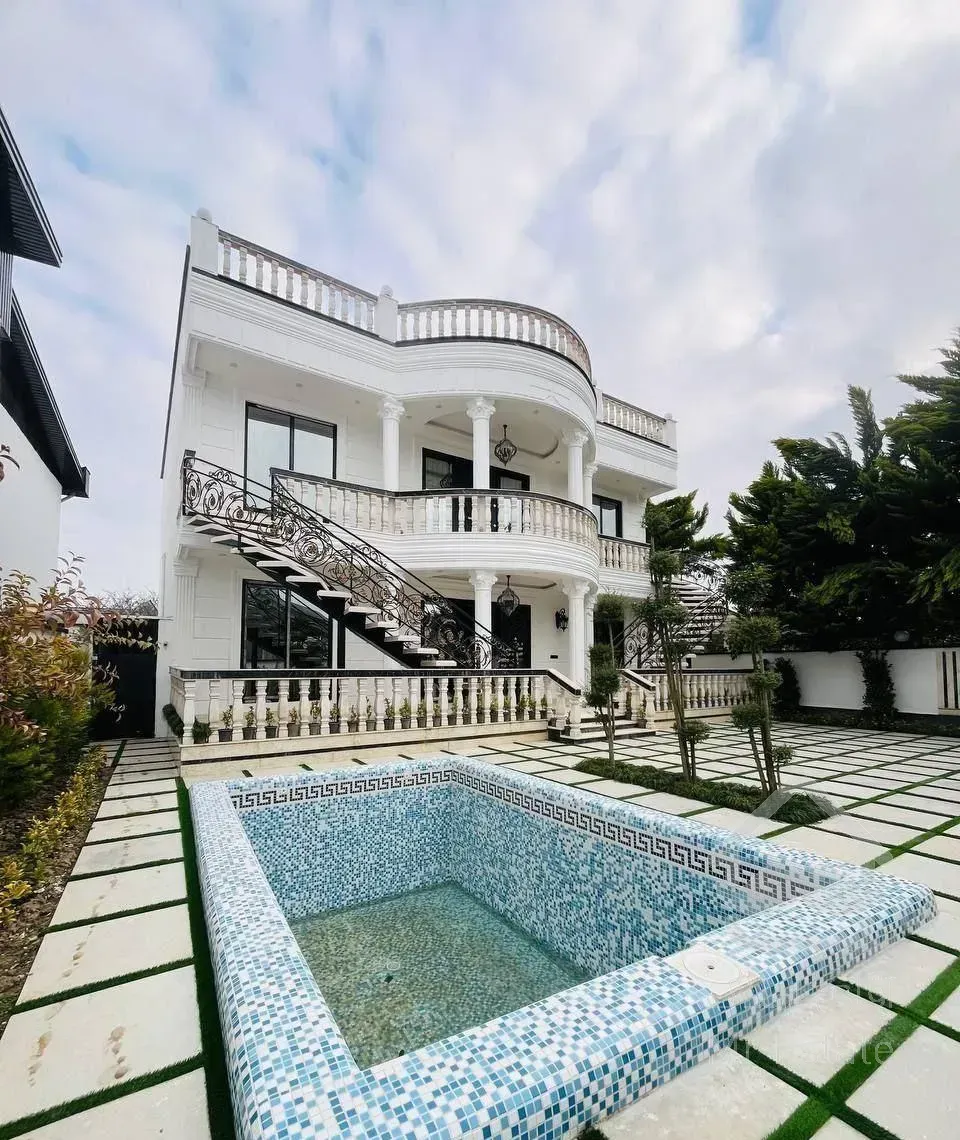 عمارت۴۰۰متری فول امکانات/۲تومن زیرقی/مت مهاجرت