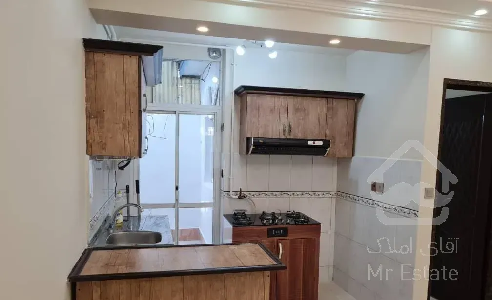 فروش آپارتمان ۱ خوابه همکف در حمیدیان