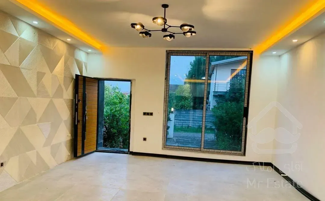 ویلا همکف نما مدرن جاده دریا