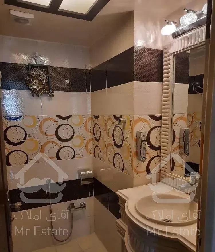 ۱۳۰متر /کلیدنخورده /خوش نقشه/کوهک