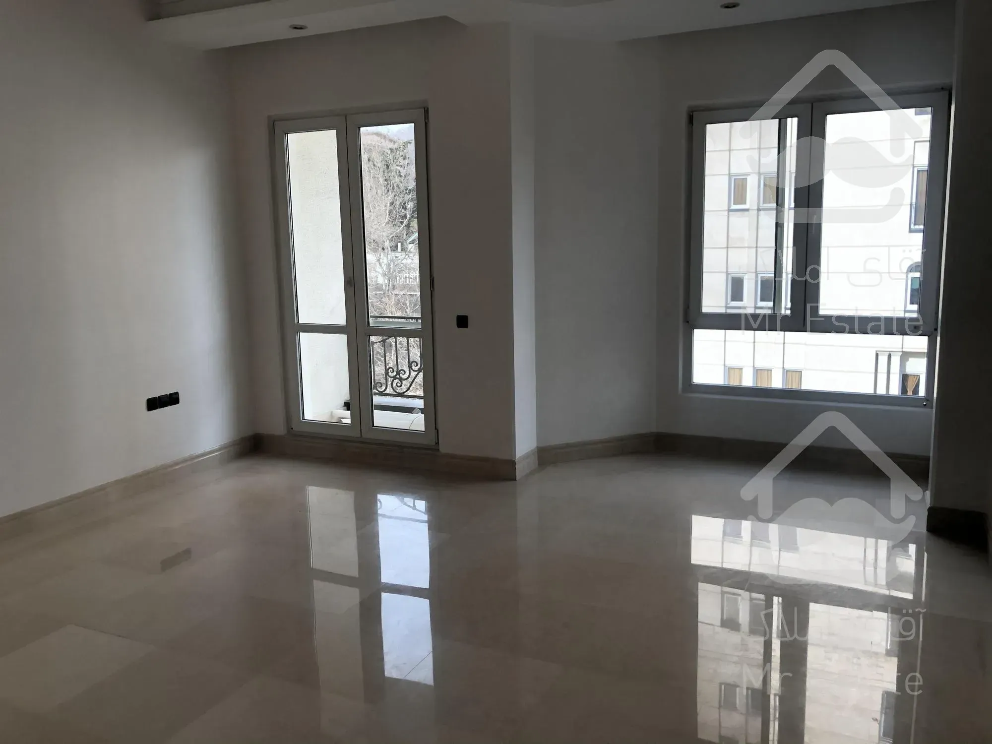 رهن و اجاره آپارتمان ۱۹۰ متری ۳ خوابه فرمانیه فول