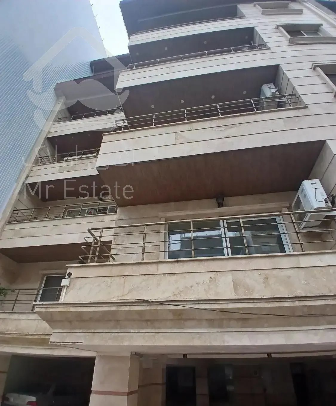 فروش آپارتمان رادیودریا طبقه چهارم سنددار