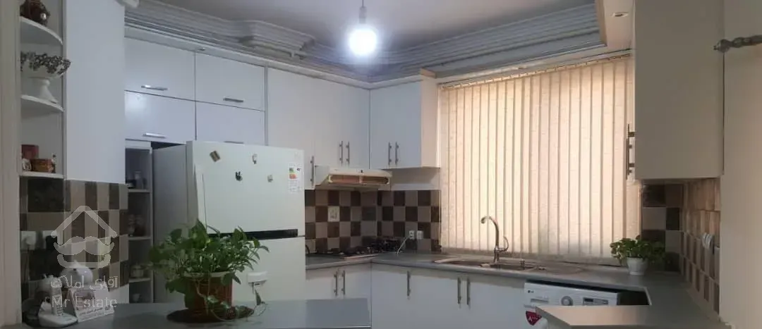 فروش فوری یکواحد آپارتمان در استان گیلان بندرانزلی