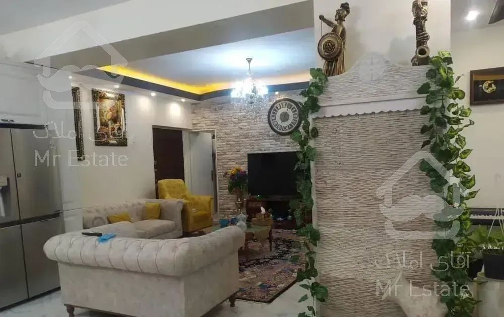 ۱۴۶متر۲خواب۶۰متر حیاط اختصاصی بالای ولیعصر