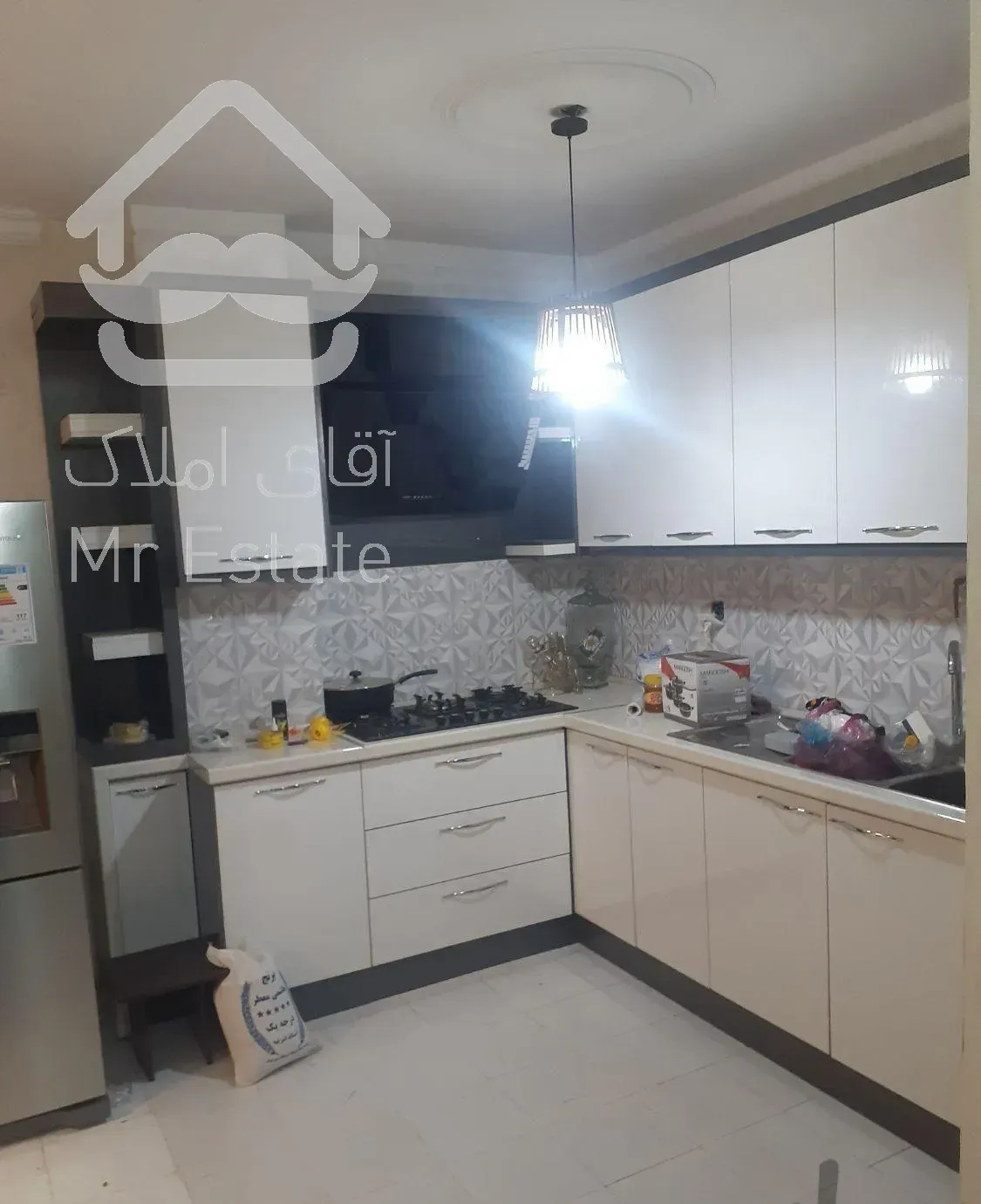 ۴۸ متری تمیز و شیک