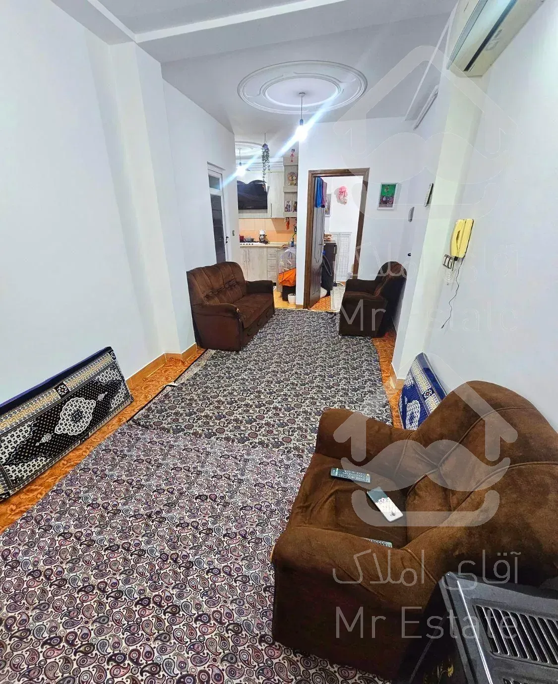 سوئیت ۳۷ متری ماشین رو تمیز روبروی باغ خاوری