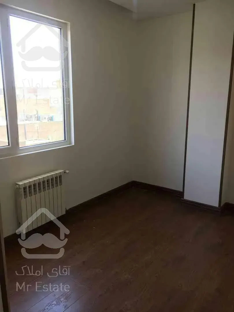 ۱۲۷ متر ۳ خواب واقع در فردوس شرق