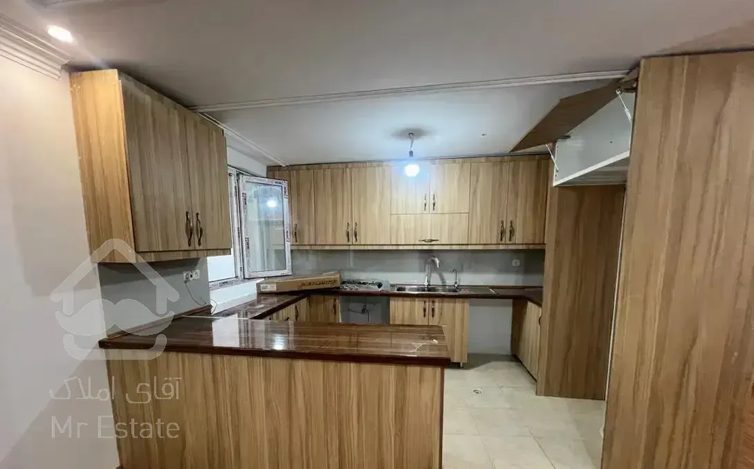 ۱۱۷متر/۲خواب/فول امکانات/طبقه۱۰