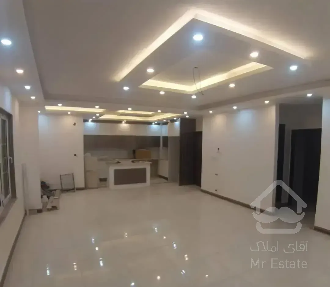 تک واحد ۱۲۰متری نوساز سند زیرقیمت  چند قدمی فلسطین