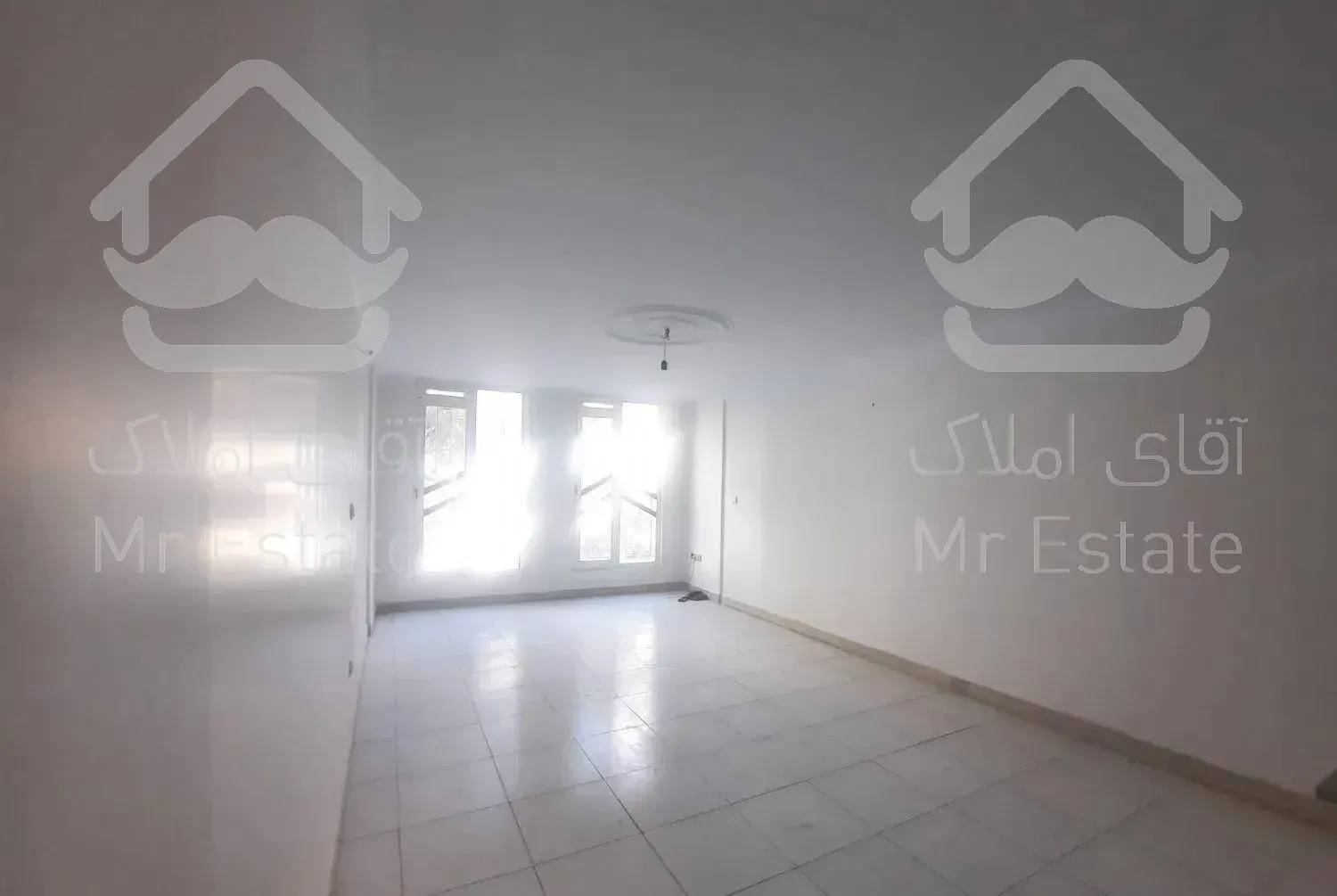 آپارتمان ۸۴ متری تکاوران