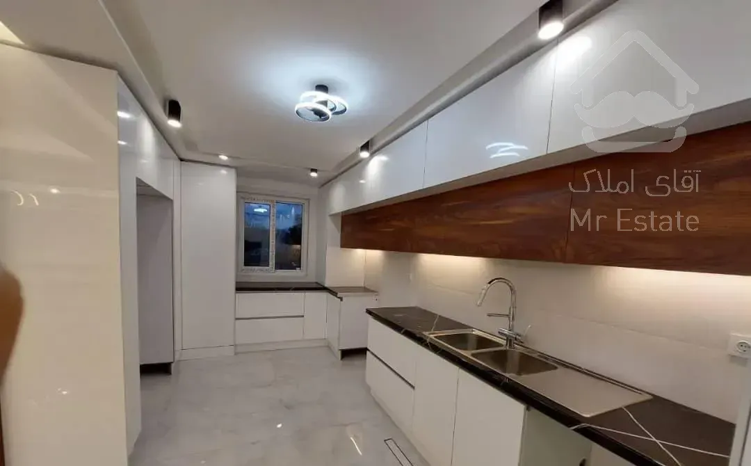 فروش آپارتمان ۲۰۰ متری ۳ خوابه