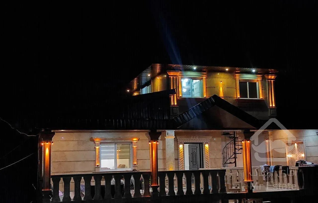 فروش خانه ویلایی ۲۵۰ متری ۲ خوابه