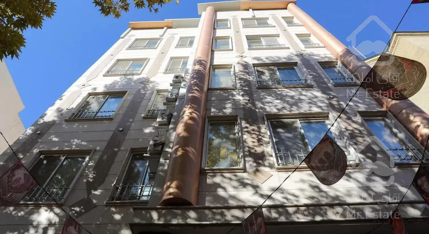 مجتمع اقامتگاهی نیکداد - سه تخته