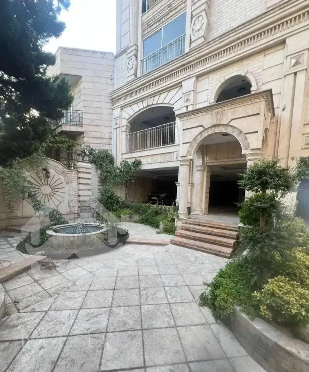 خانه شما اینجاست*فروش آپارتمان ۹۰ متری ۳راه نشاط*