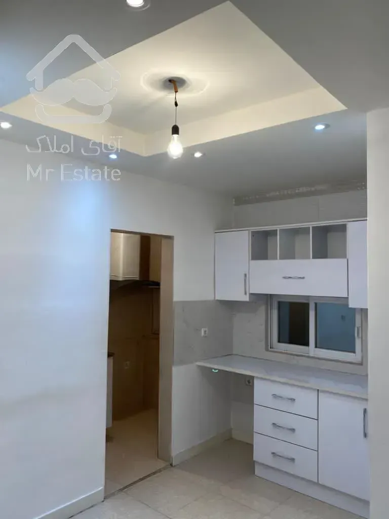 آپارتمان خوش نقشه و زیبا ۹۶متری بلوار طالقانی