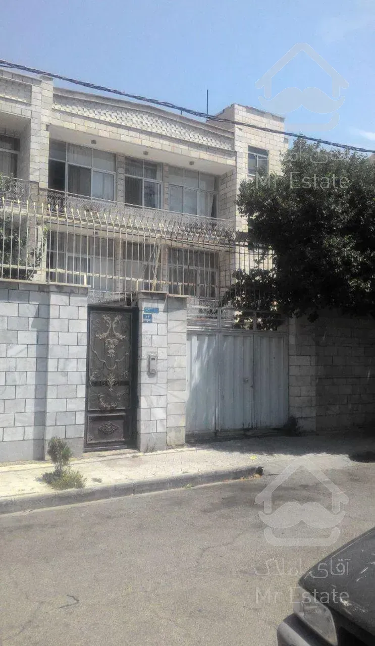 فروش ۲۴۰ متر بنا / ۱۹۹متر زمین جنوبی/۲طبقه