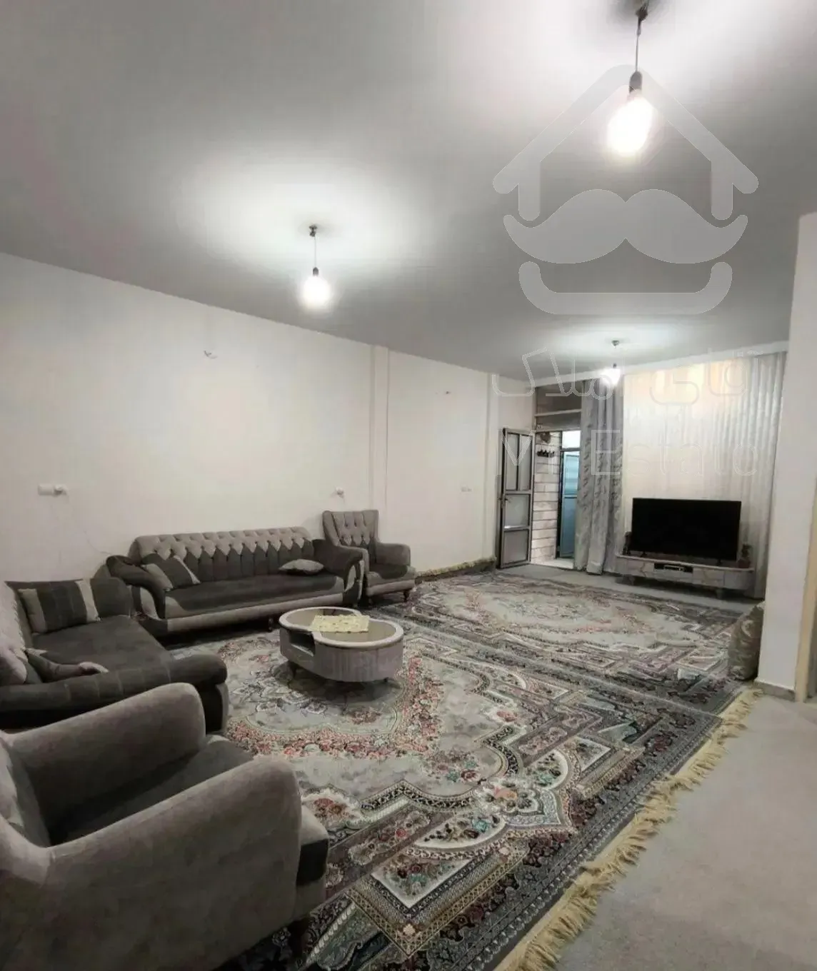 آپارتمان ۷۷ متری تک واحدی با حیاط مستقل