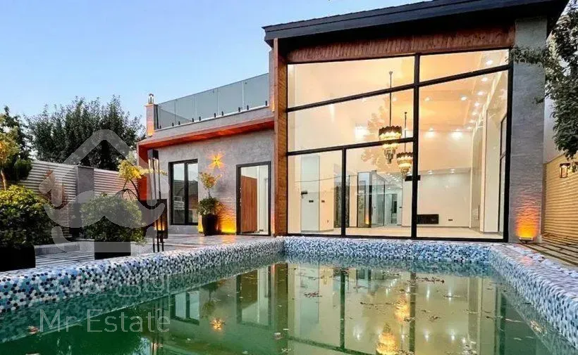 ویلا استخردار شهرکی ۱۸۰بنا/ آهودشت