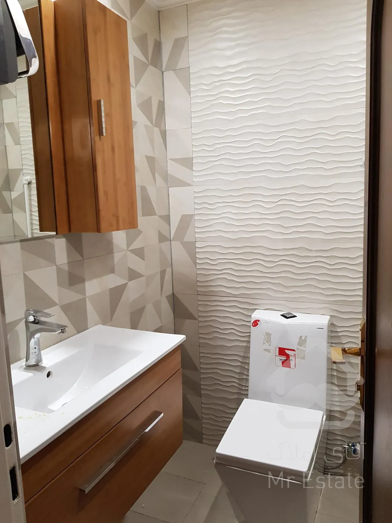 آپارتمان ۱۴۵ متری واقع در سعادت آباد