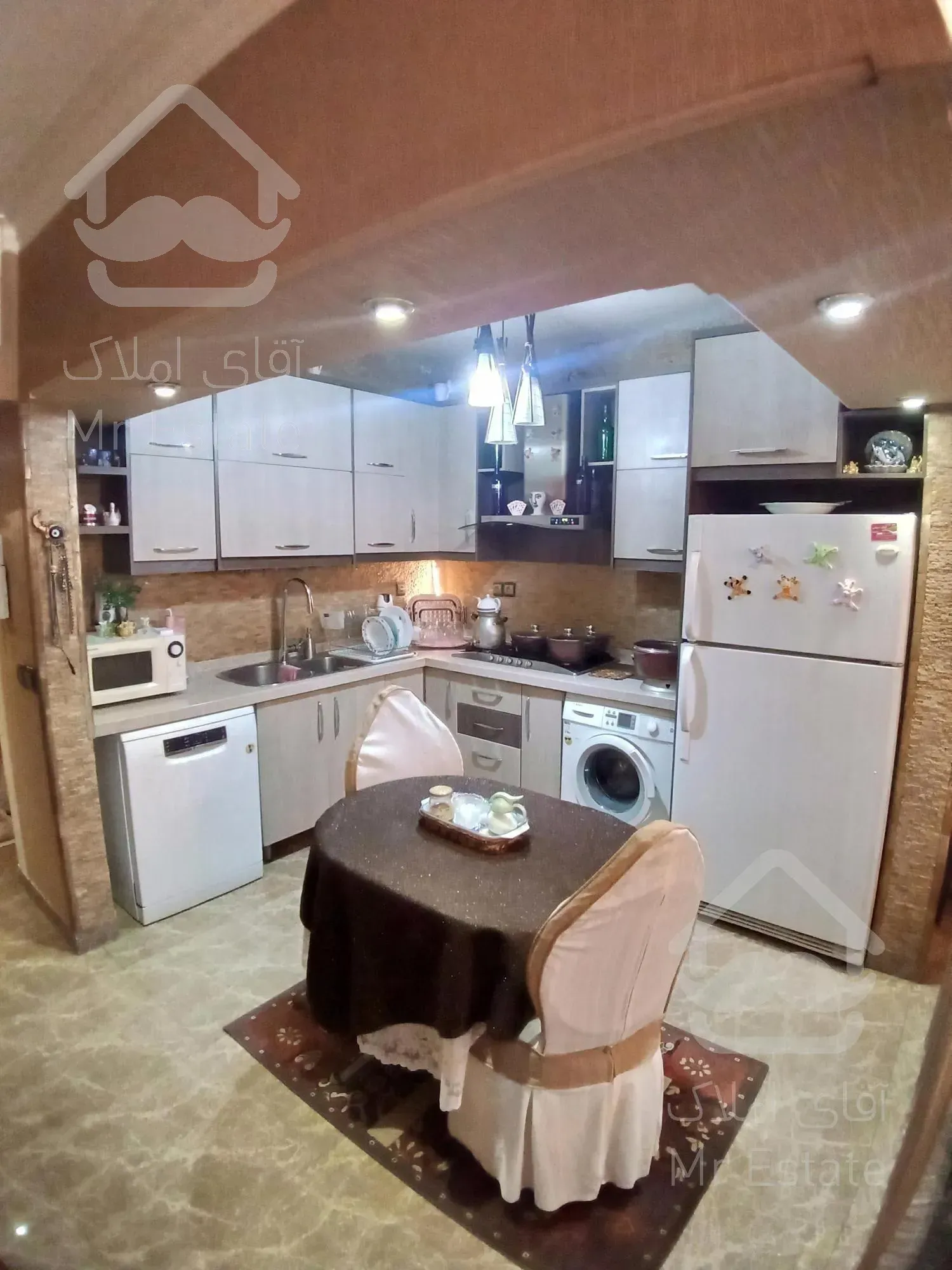 94متر 2خواب*رو به آفتاب   فول بازسازی*ایت الله کاشانی