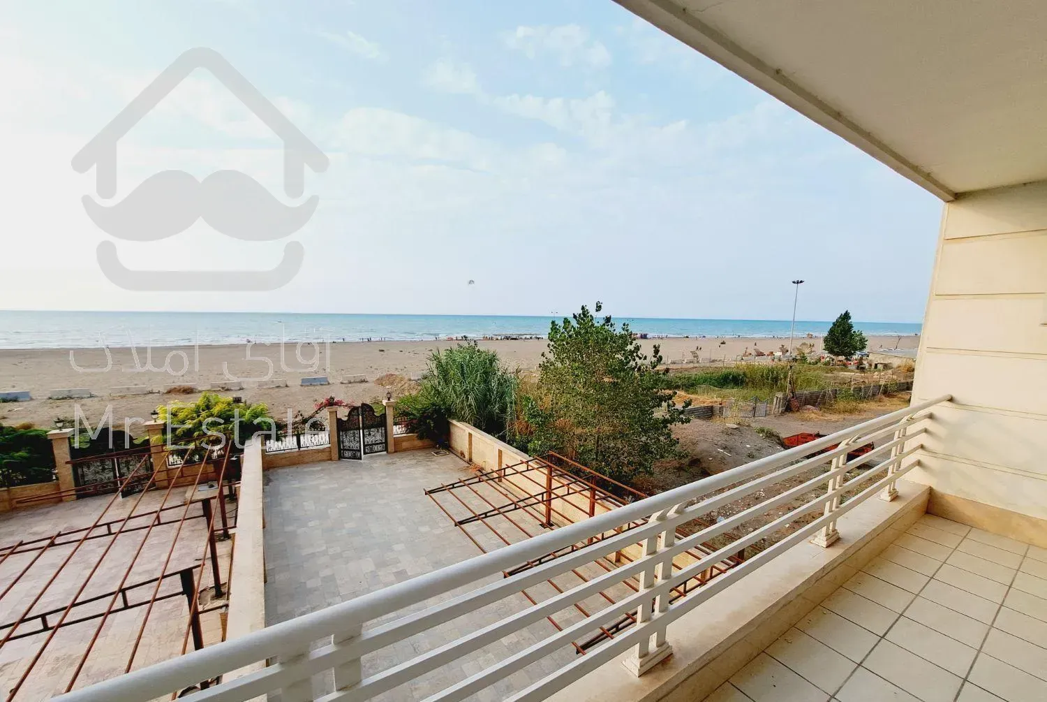 آپارتمان ۱۲۰متر / مبله و شیک/ ویو دریا/ سرخرود