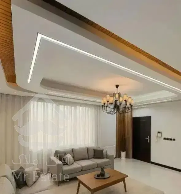 ۵۰ متر ده ساله با امکانات شریعتی روبروی ملک