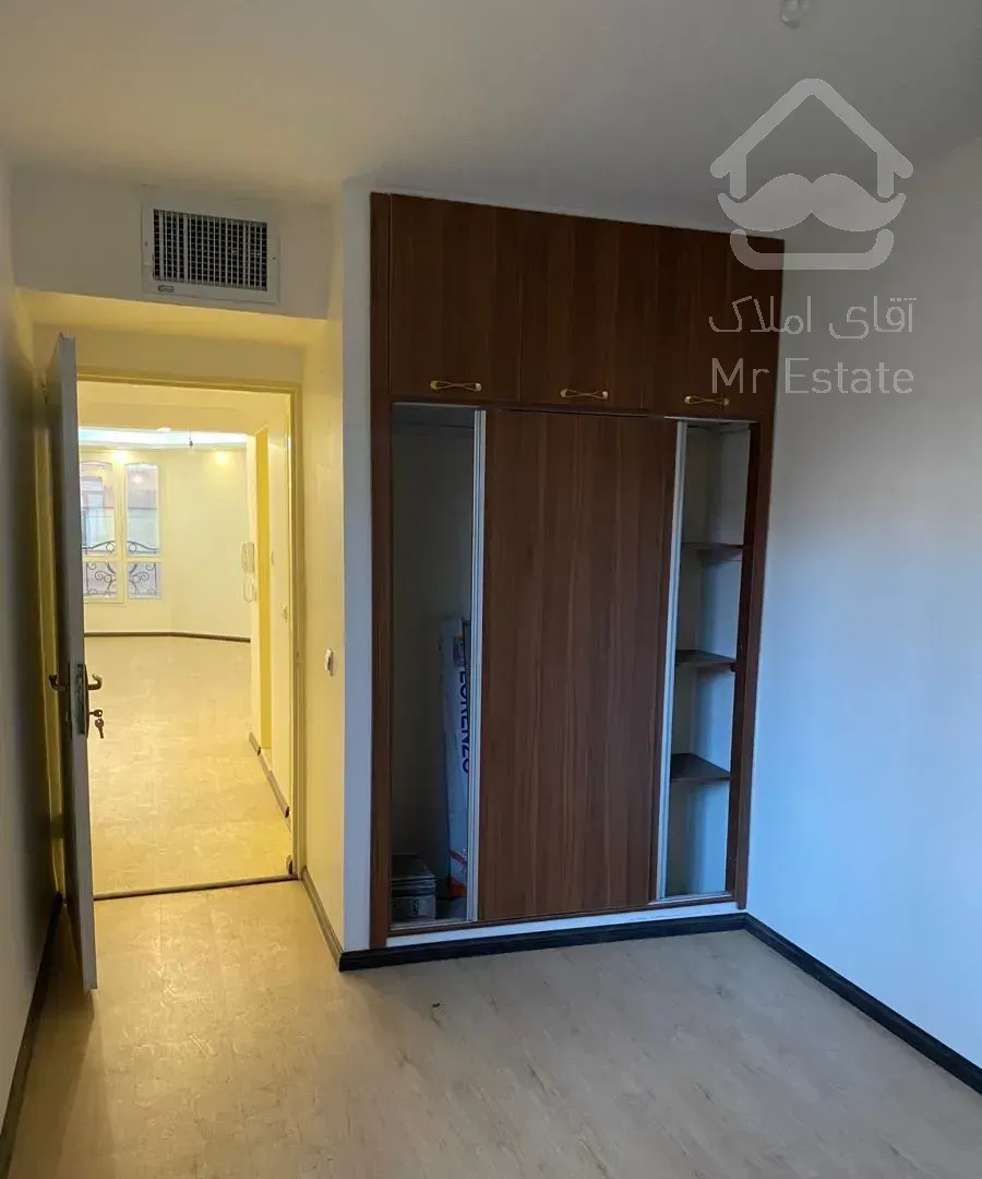 آپارتمان ۶۲ متری در سعادت آباد