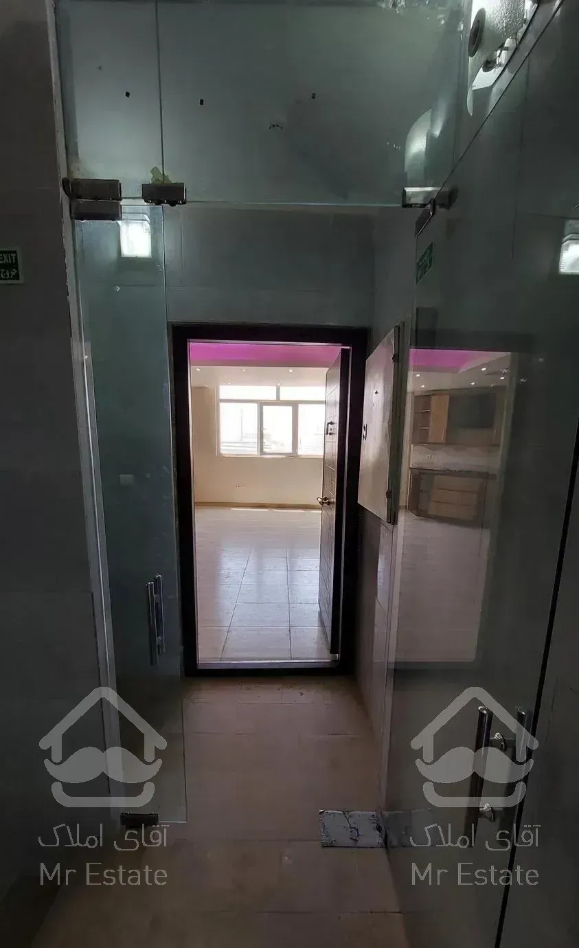 ۸۵ متر نوساز