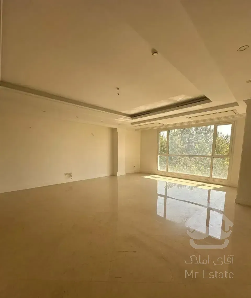 126 متری / 2 خواب  / تاپ لوکیشن ازگل