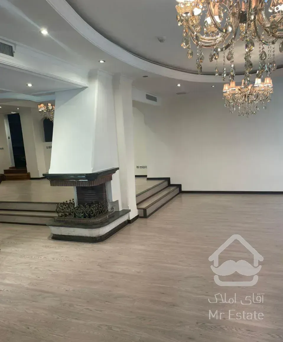 ۲۶۰ متر ، غرق نور ،  لوکیشن نیاوران