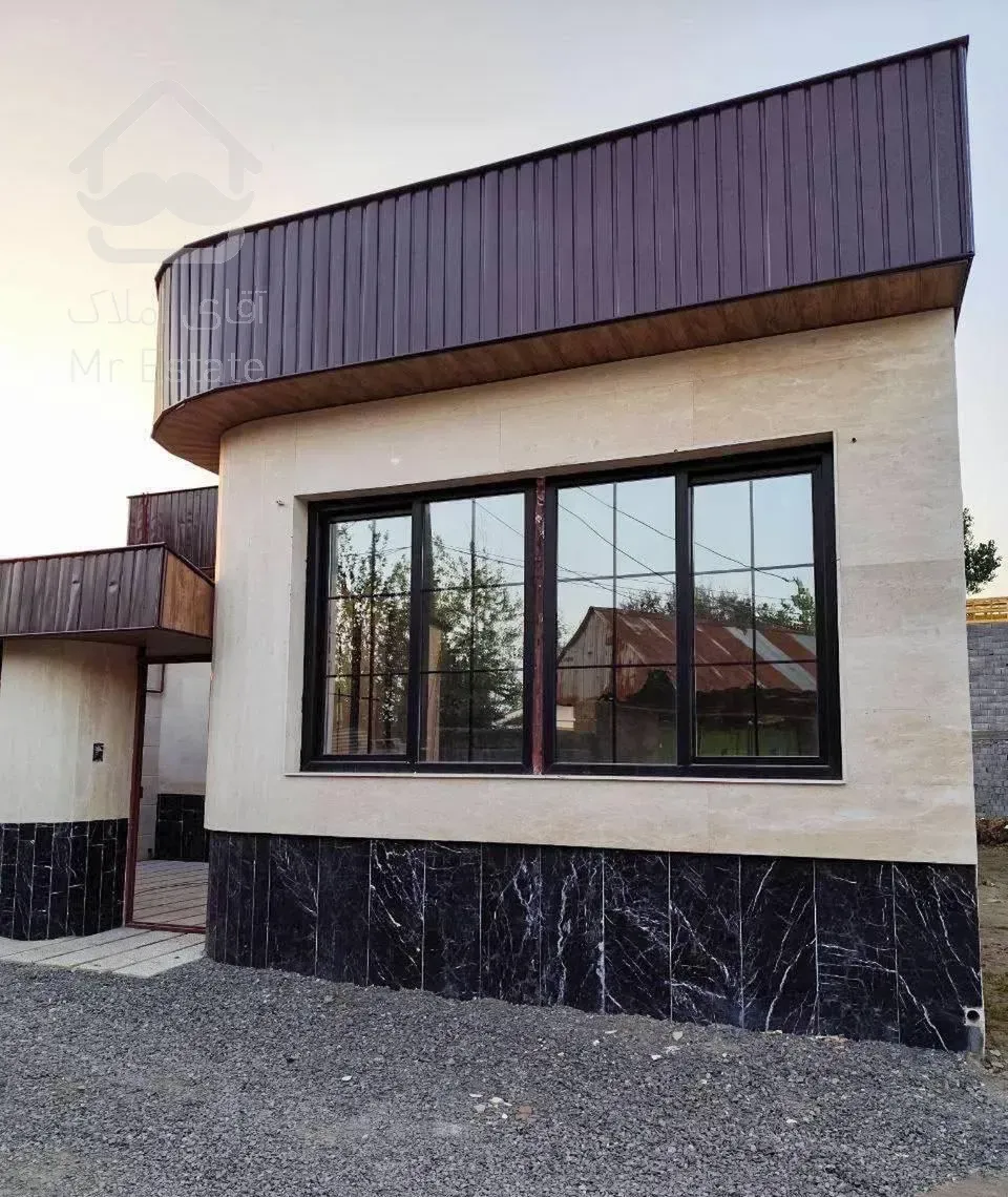 ویلای نوساز با سند تک‌برگ،لوکیشن عالی و قیمت مناسب