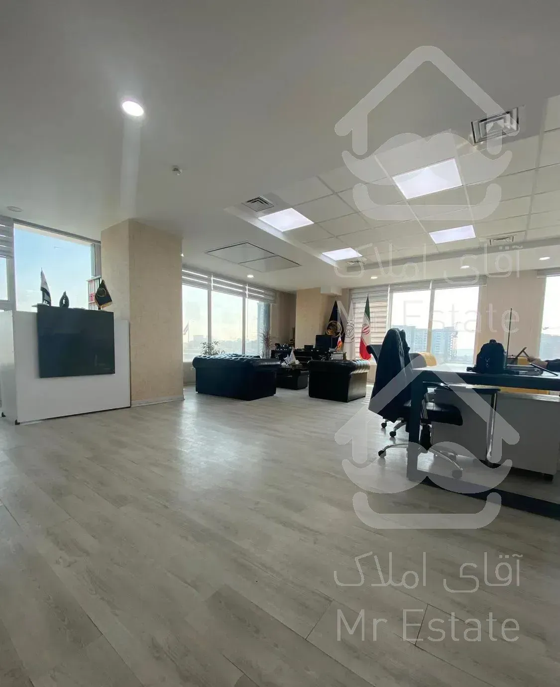 رهن کامل آپارتمان اداری دریاچه چیتگر منطقه ۲۲