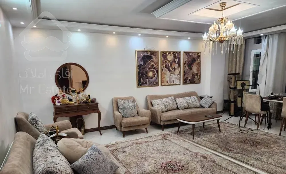 اپارتمان ۹۴ متر شهر صنعتی