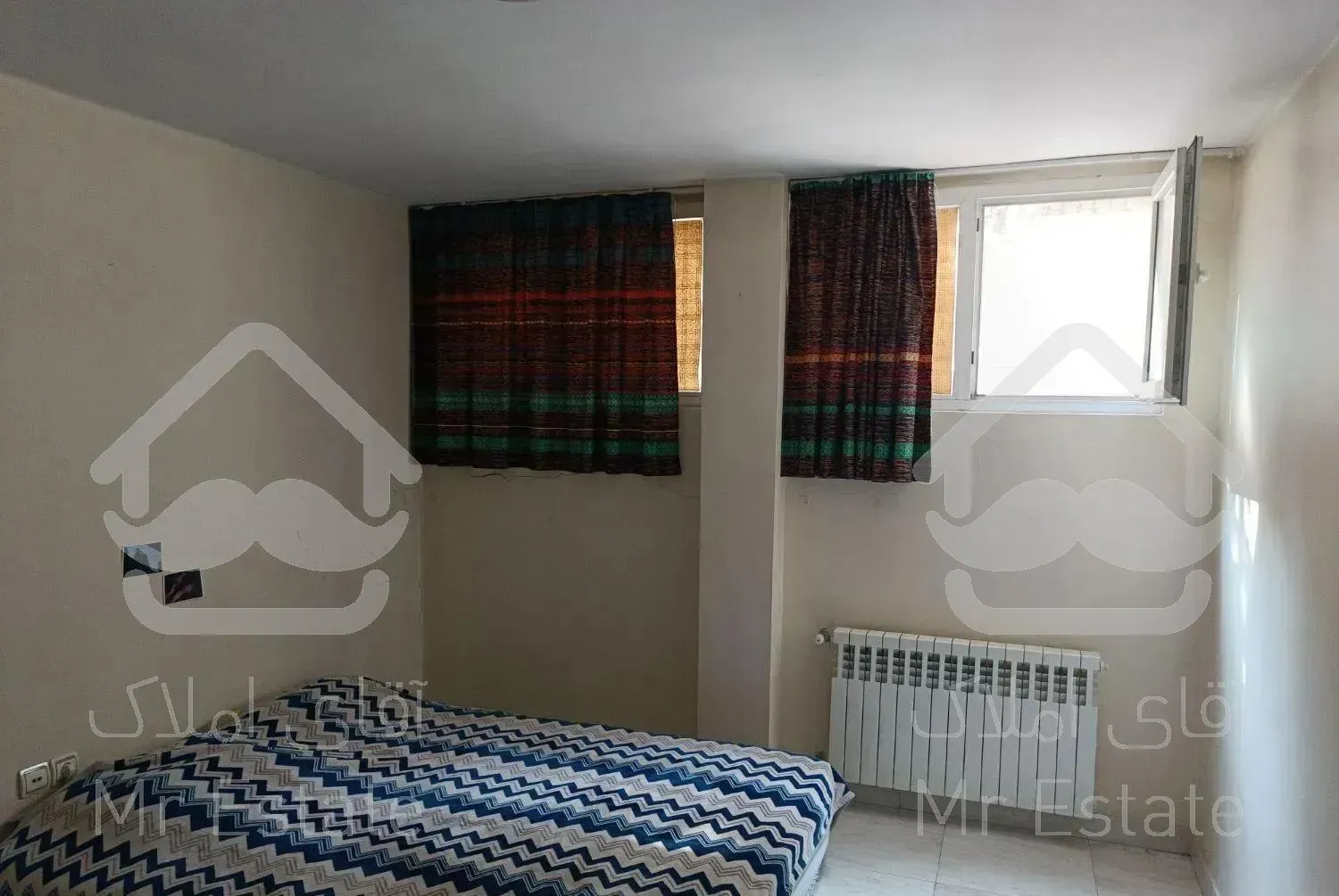 مشاهیر فجر ۱۰۶متر ۲خواب  تکواحدی  حیاط دراختیار