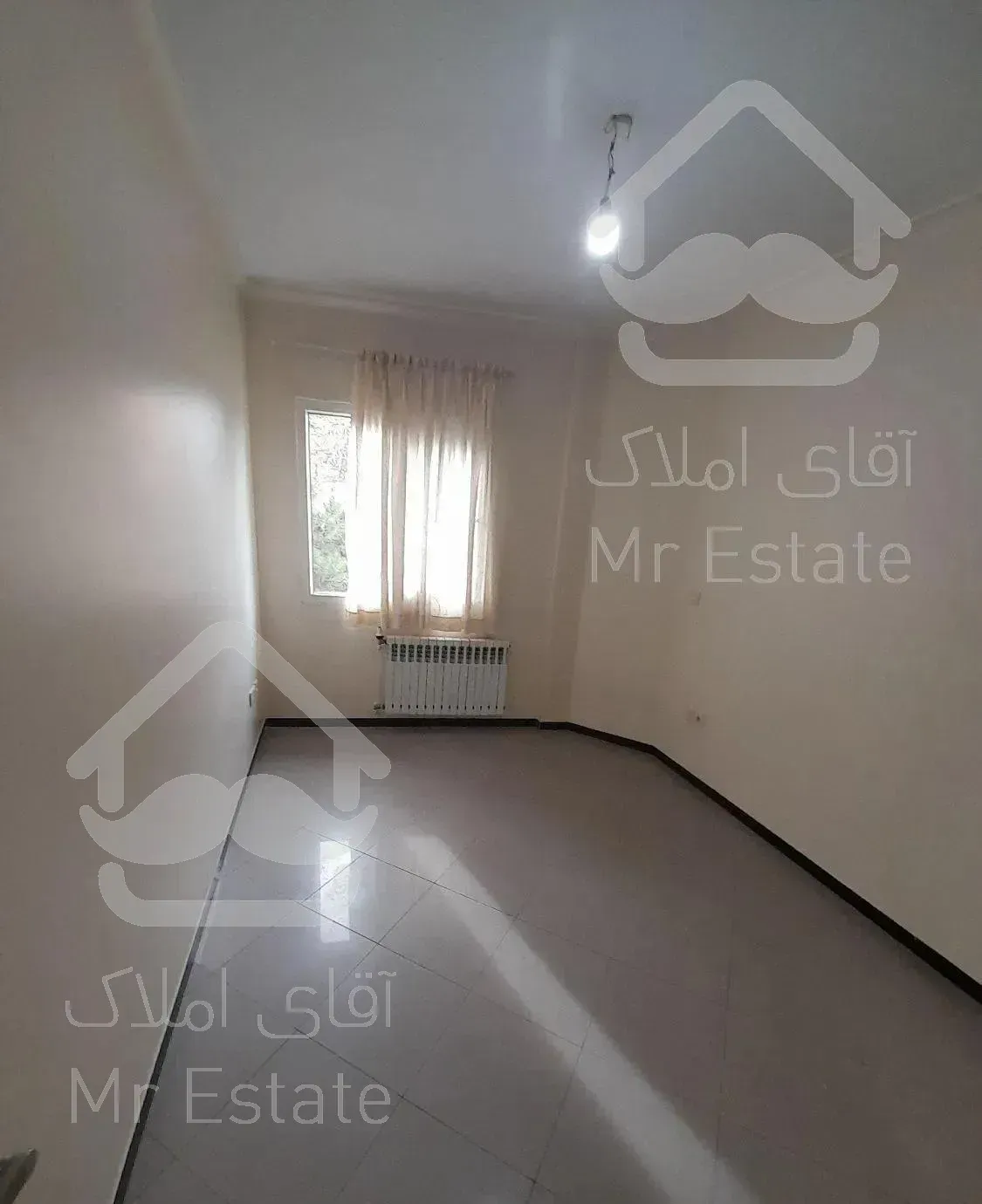 100 متر ( نور نقشه لوکیشن )