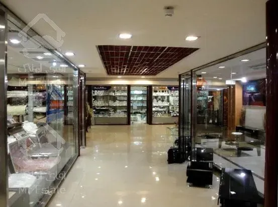 واحد تجاری ۷۰متری الماس پاسداران