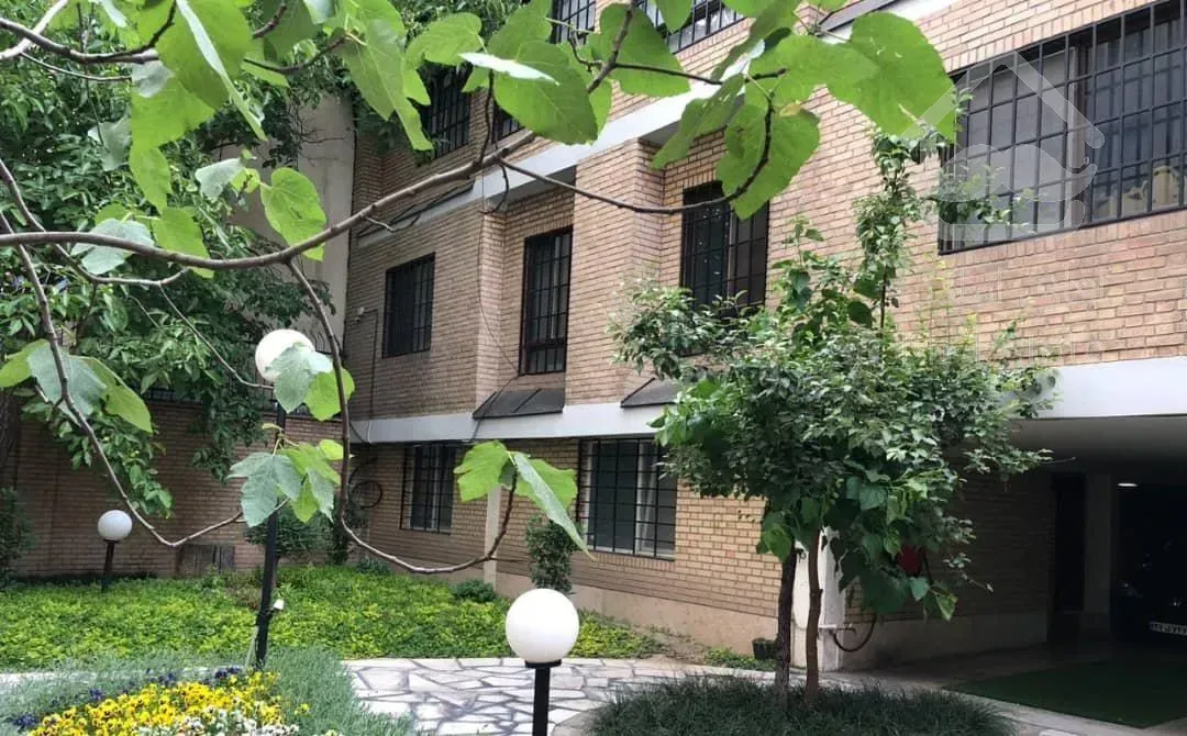 باغ فردوس ۲۴۵ متری ۳ خوابه کوچه باغ