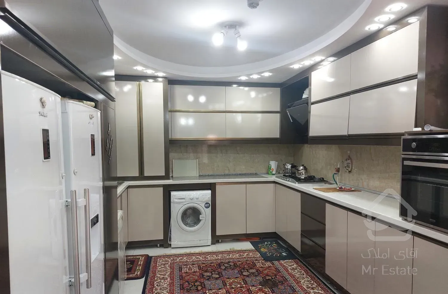 آپارتمان ۱۷۰ متری، سه خواب (پنت هوس)