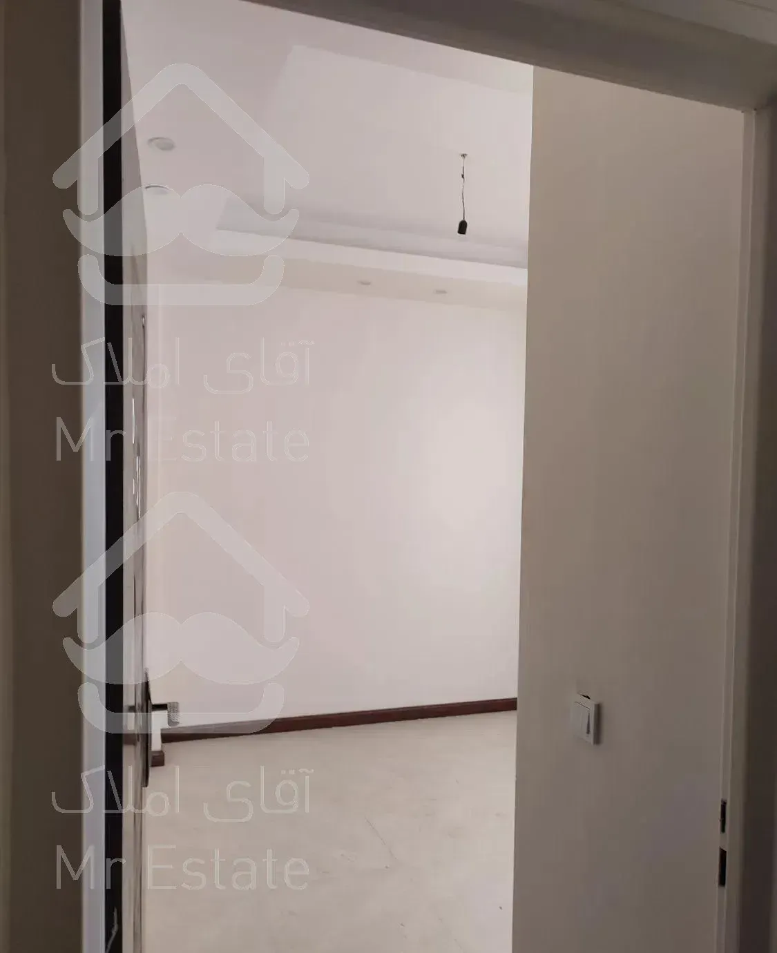 آپارتمان ۱۲۵ متر گیلاوند(خیابان سپاه)