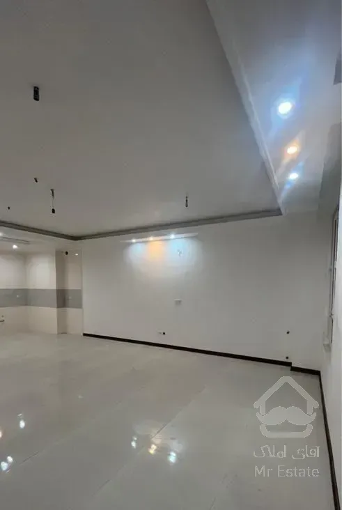 فروش واحد۱۰۰متری نقل نوساز لوکیشن عالی  شهرک فجر