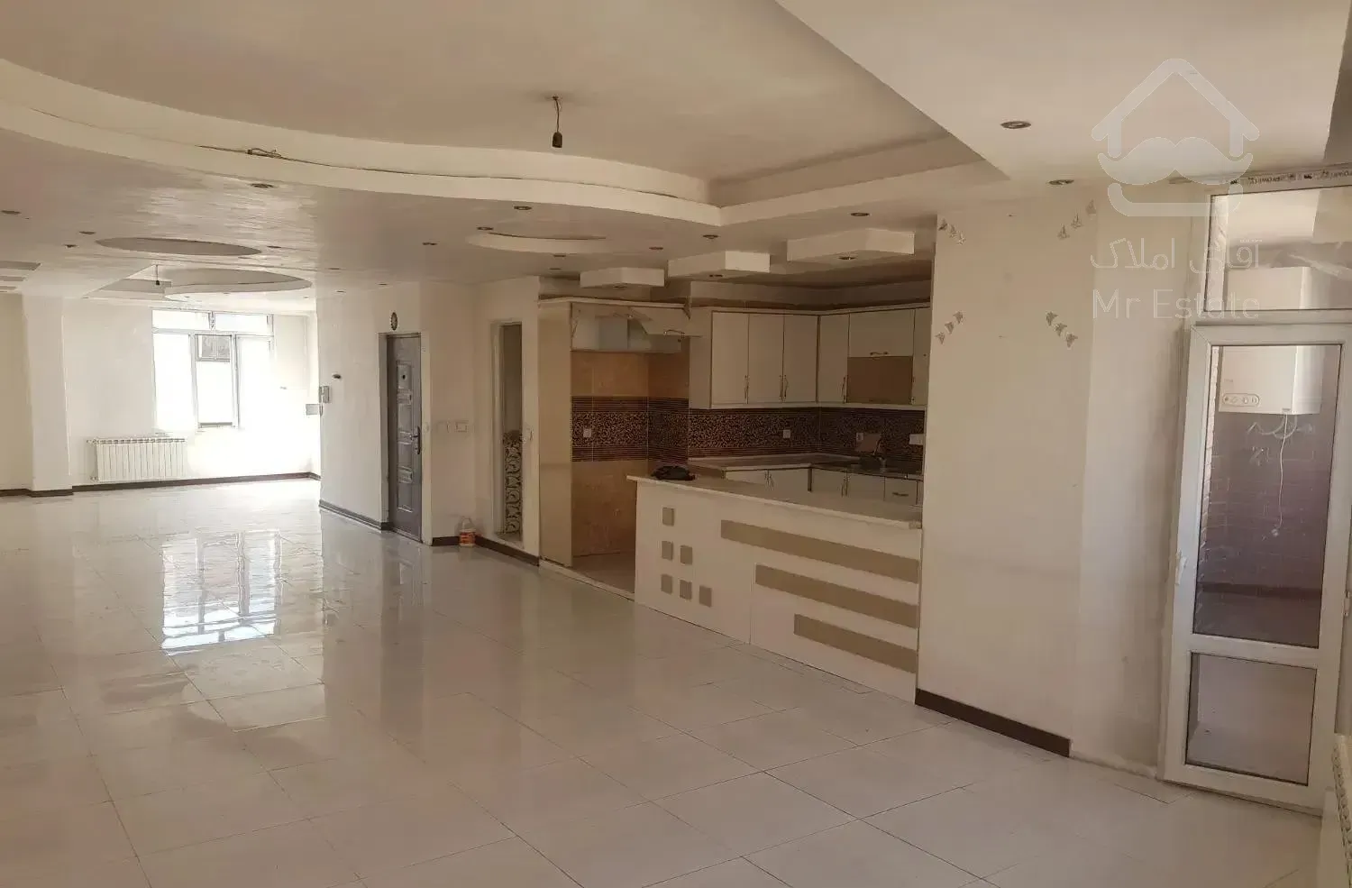 آپارتمان ۱۷۰متر/۳خواب/فول/تخلیه