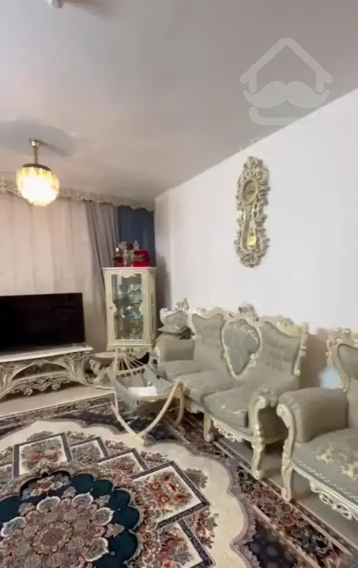 فروش آپارتمان آرام/۱۰۰متر/دوخواب/آزادشهر