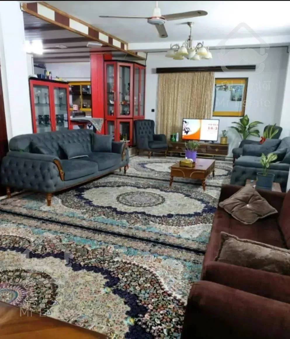 آپارتمان ۱۳۰متری با پارکینگ در خیابان امام