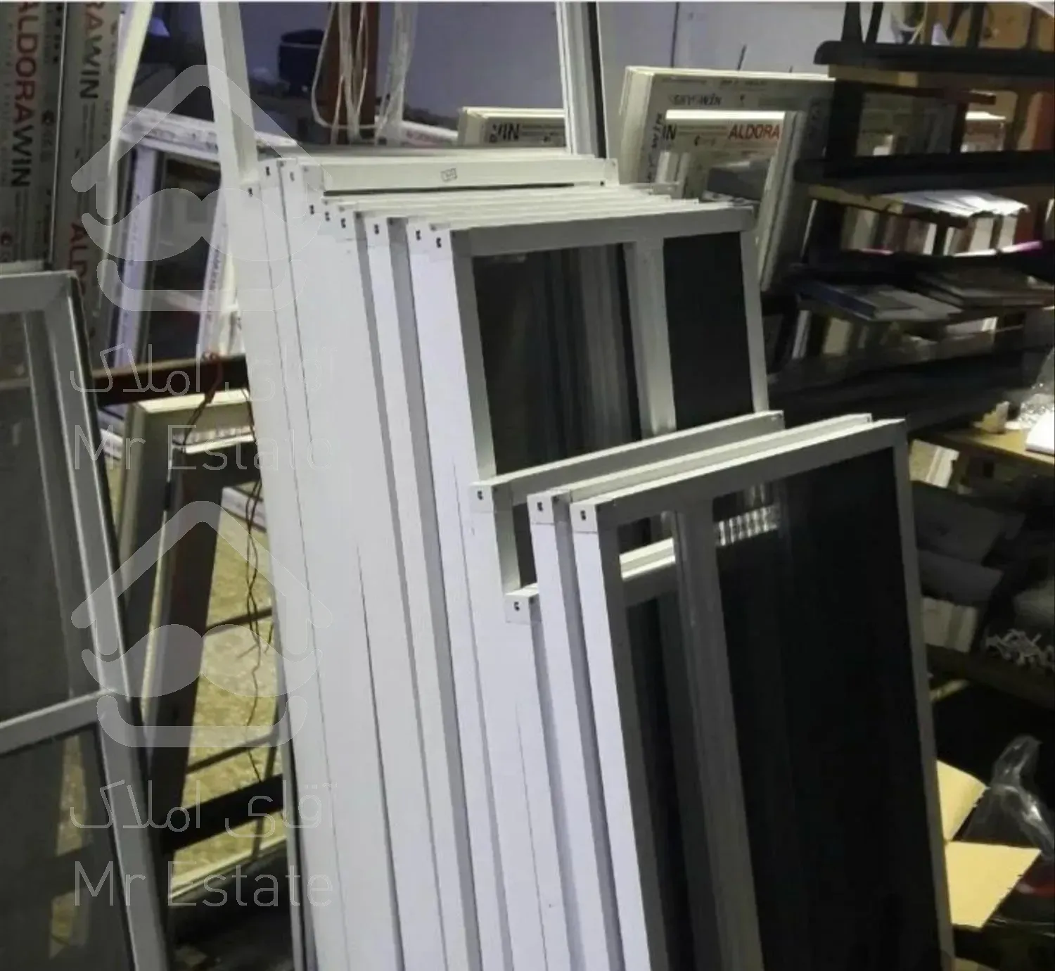 توری پلیسه و درب و پنجره دوجداره