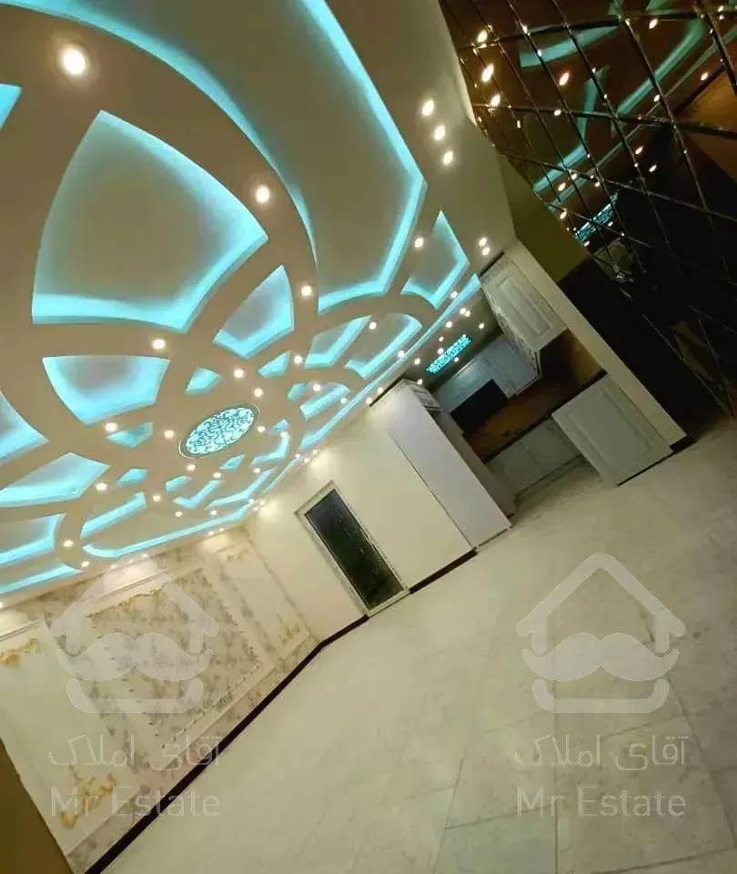 آپارتمان ۲خواب/  بتنی ساز/ باحیاط / دو واحدی /پرند