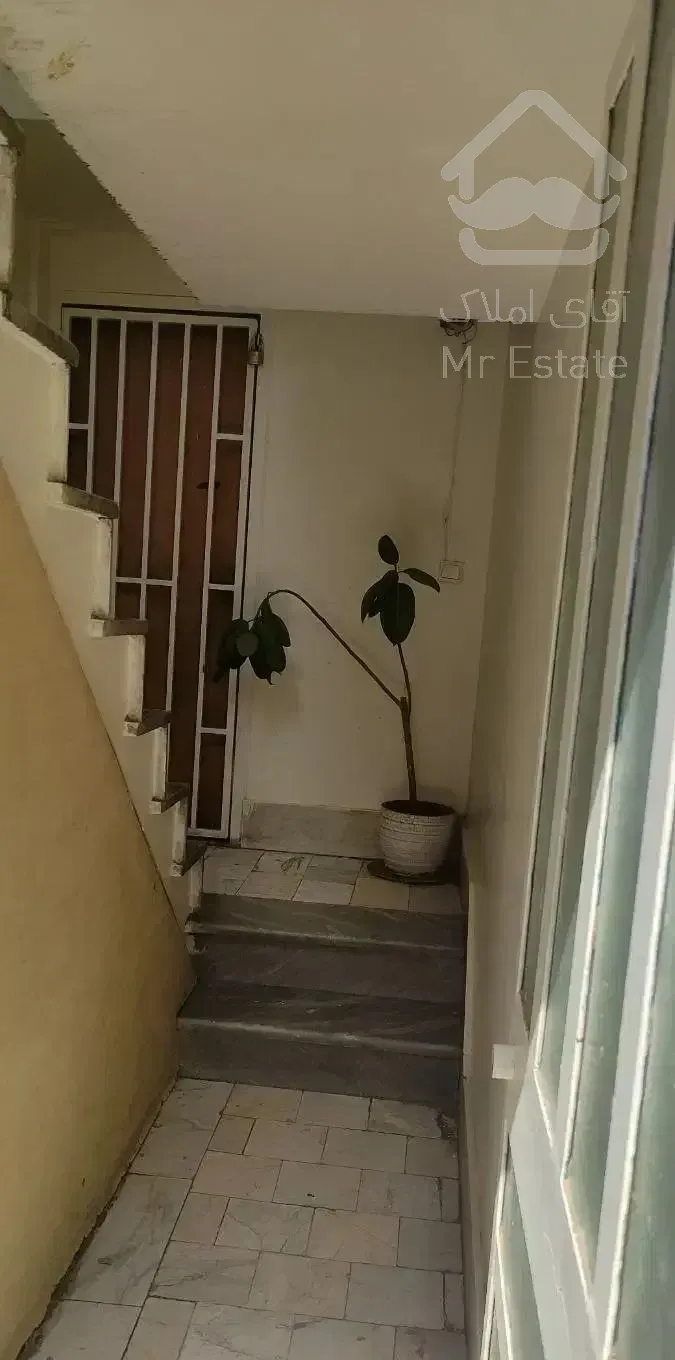 آپارتمان 50 متری فدائیان اسلام نرسیده به پل بعثت