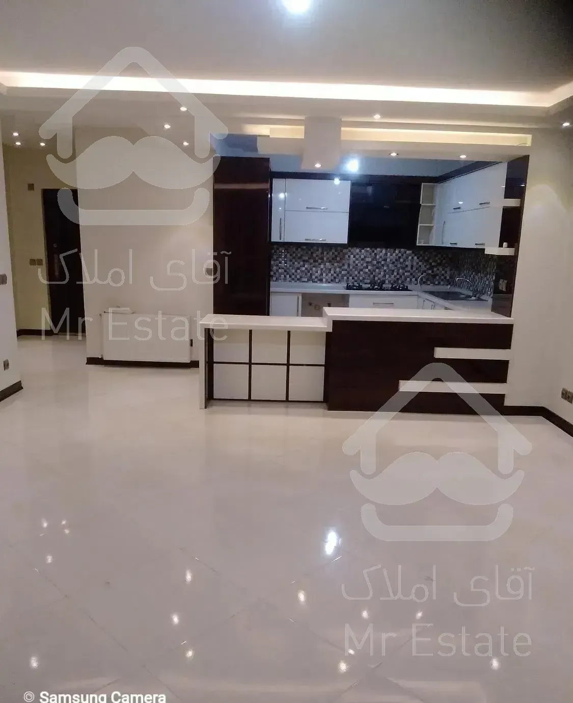 اپارتمان ۱۰۰ واقع در کوچه شقایق روشن دشت