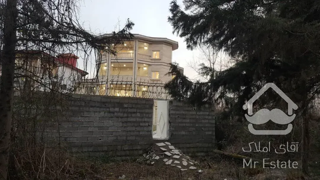 فروش ویلا تریپلکس فول امکانات