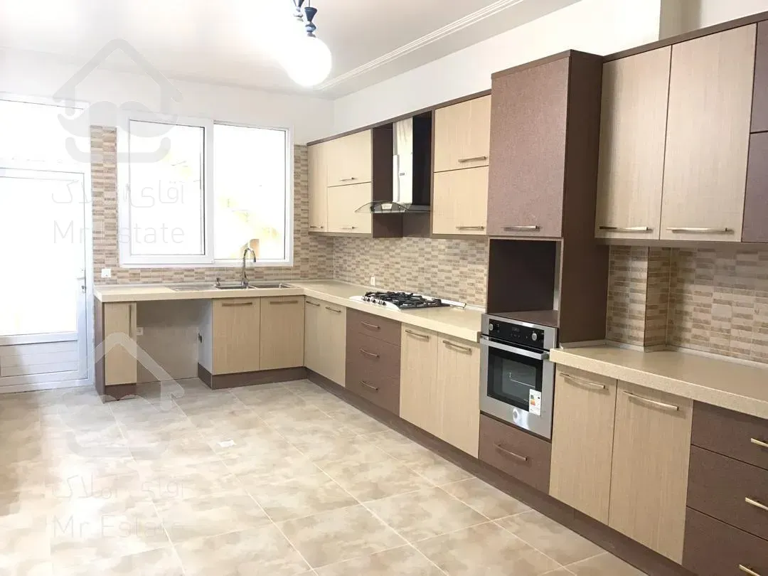 اجاره و رهن ویلا زعفرانیه 600  متر اکازيون