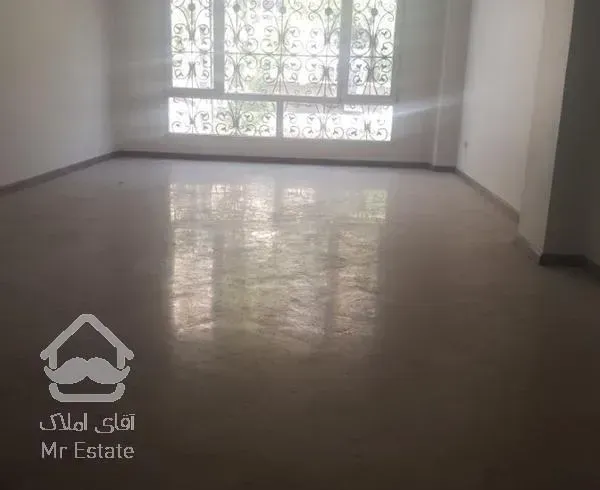 ۹۵ متر  ۸ ساله شهران کم واحد سالن پرده خور